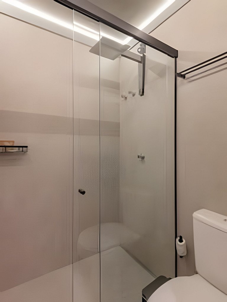 Studio c/ Rooftop e piscina vista Mar 1km da praia