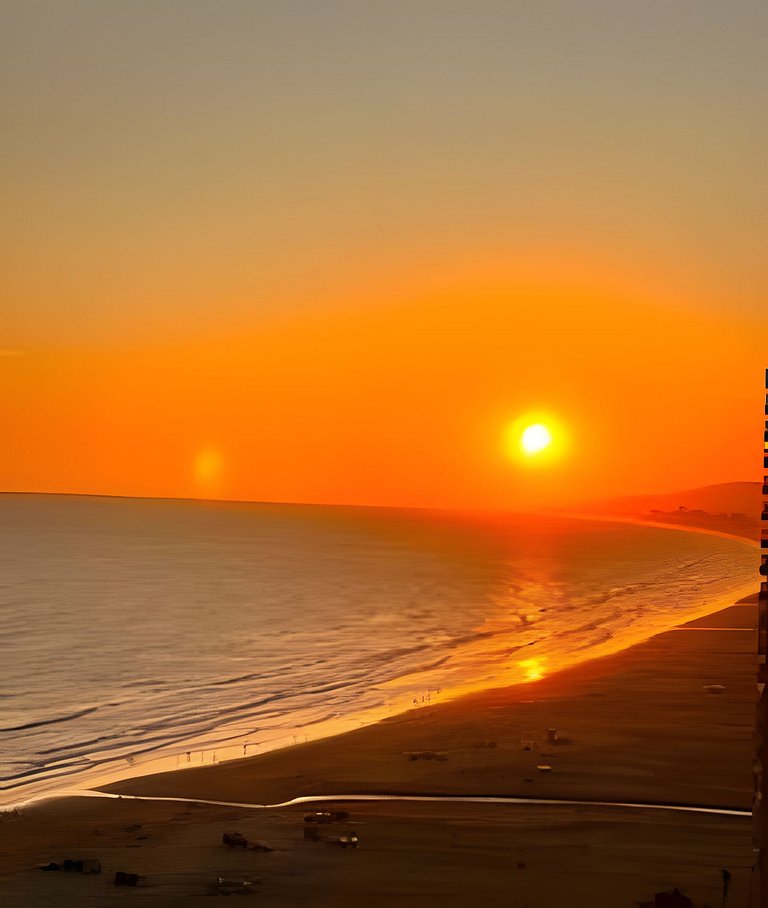 Frente Mar/24º/Ar/Enxoval/Piscina Aquec/Lazer